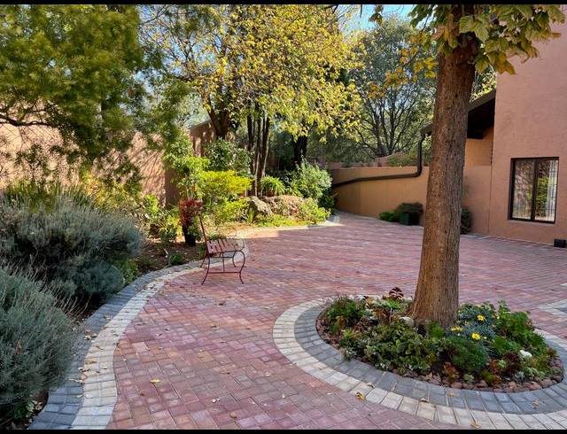 2 BEDROOM APARTMENT FOR SALE IN BUURENDAL